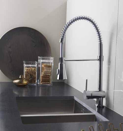 Nuie Side Action Pull Out Kitchen Tap with Rinser (KC314)