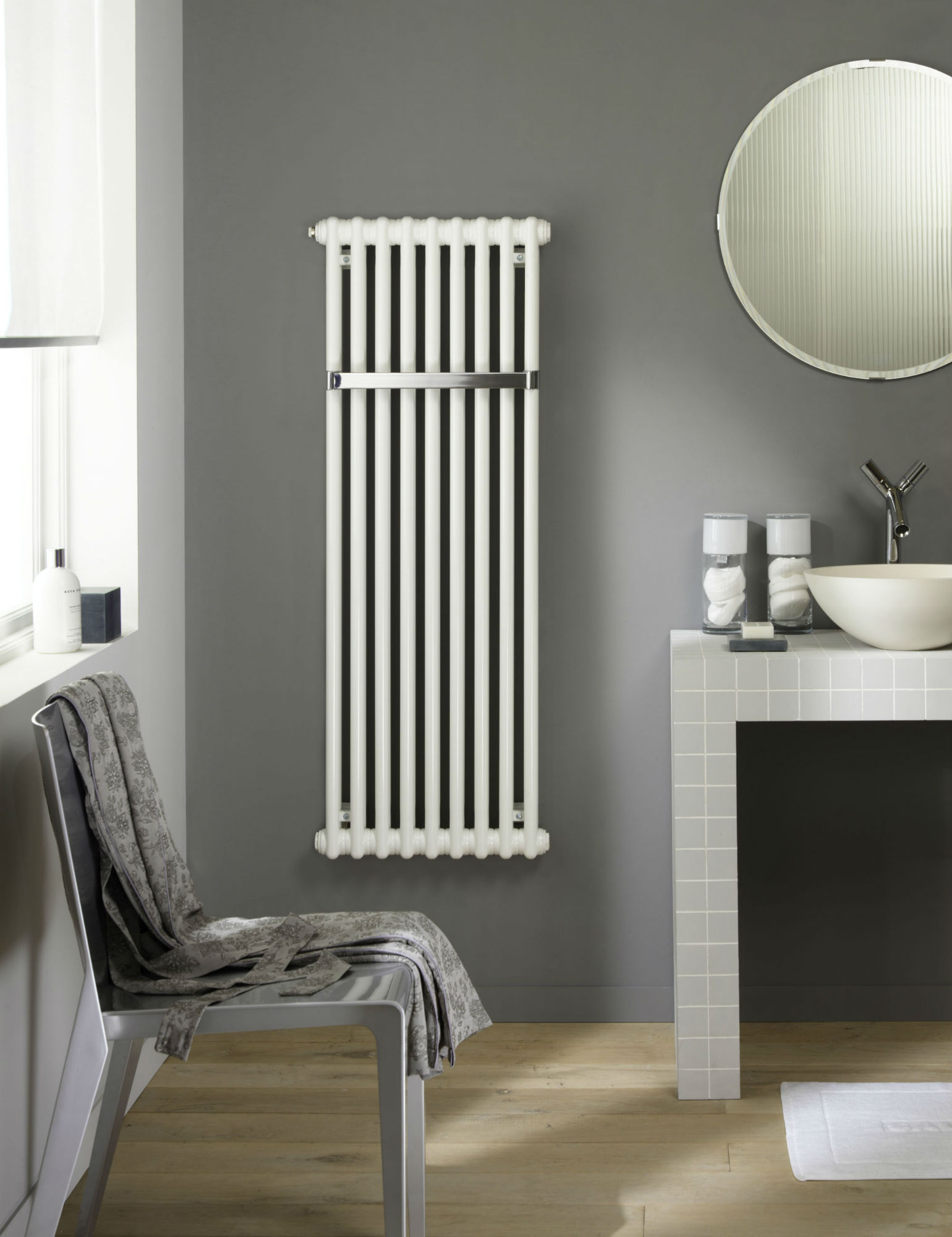 Zehnder Charleston Bar Designer Radiator