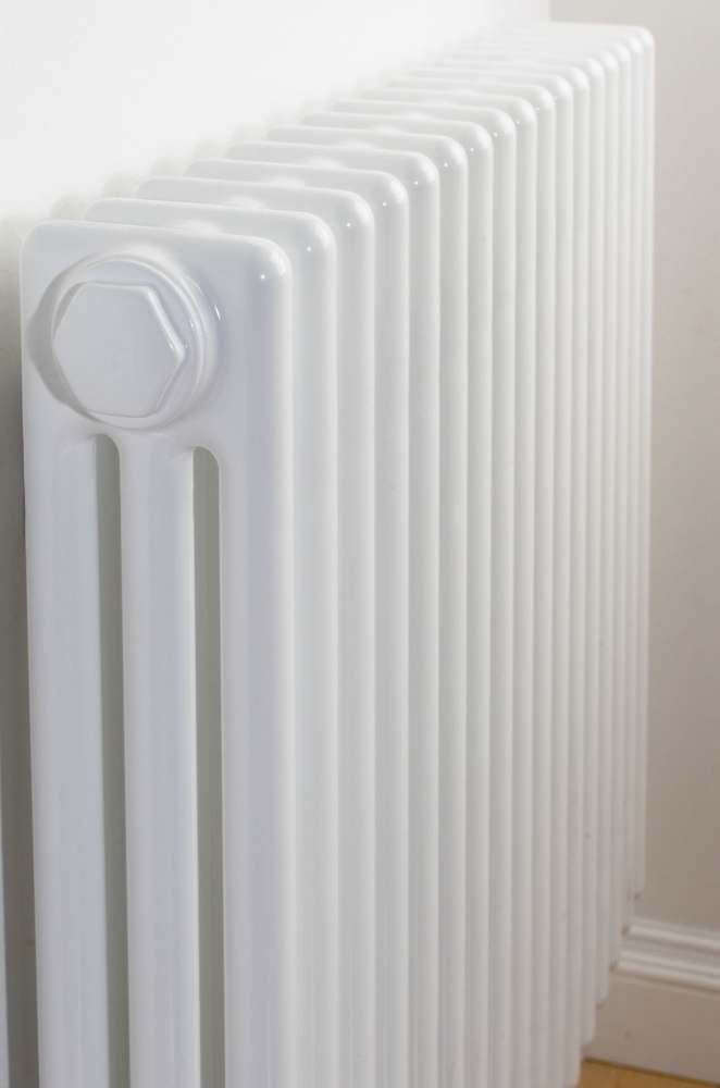 Zehnder Charleston 3 Column Radiator - White (H)600mm x (W)490mm